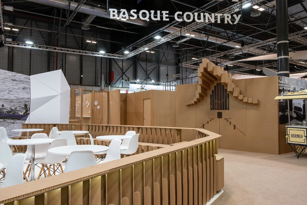 Zone de travail du stand écologique pour Fitur