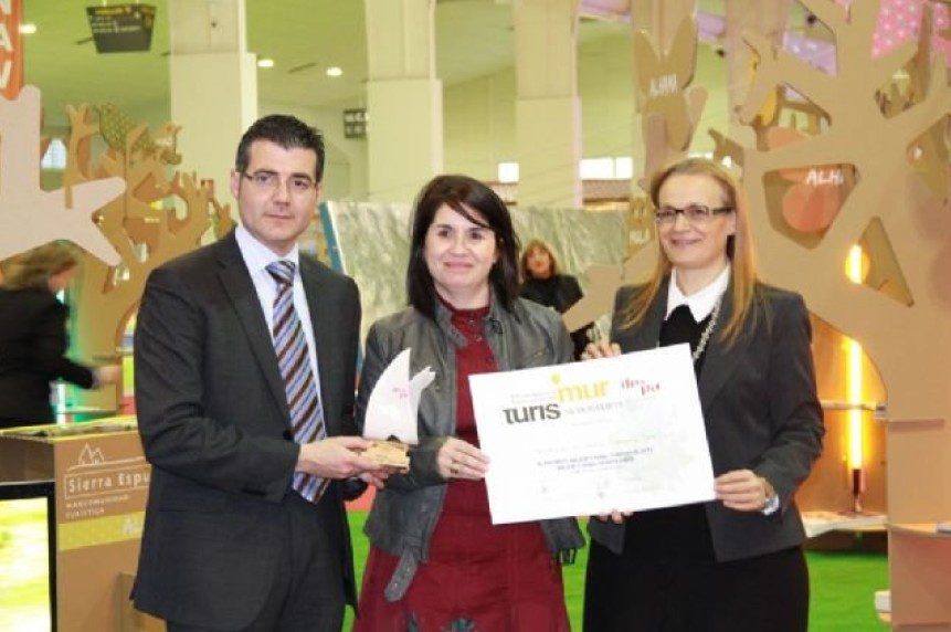 turismur-stand-carton-cartonlab-premio- (2)