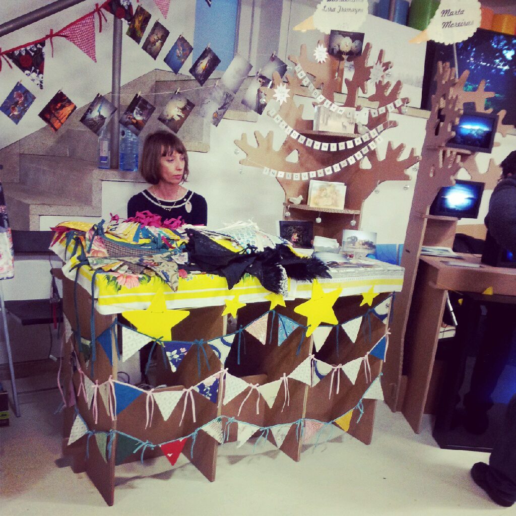 mercado-estrela_stands-carton_cartonlab-3