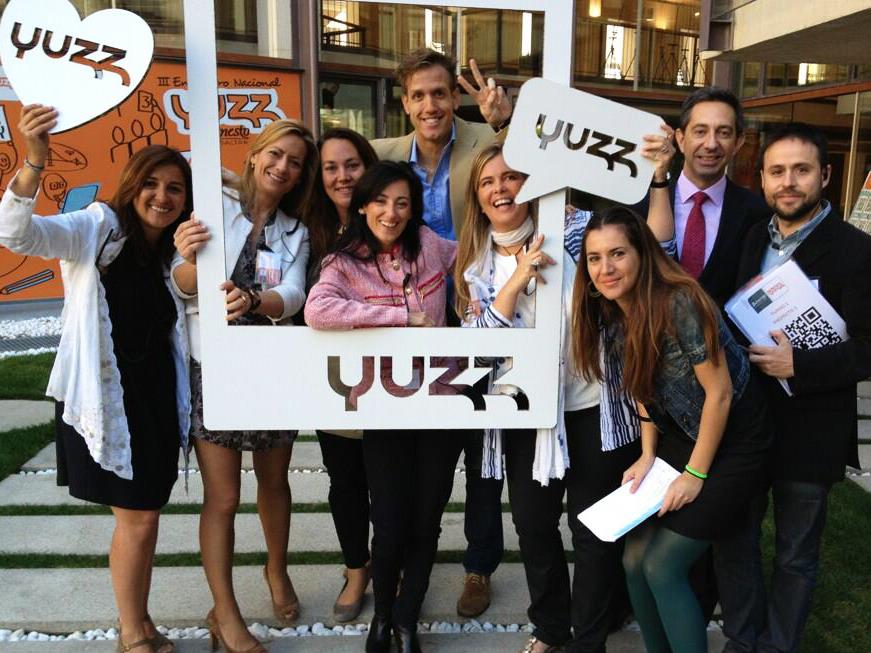 Yuzz_cartonlab_photocall-carton-12