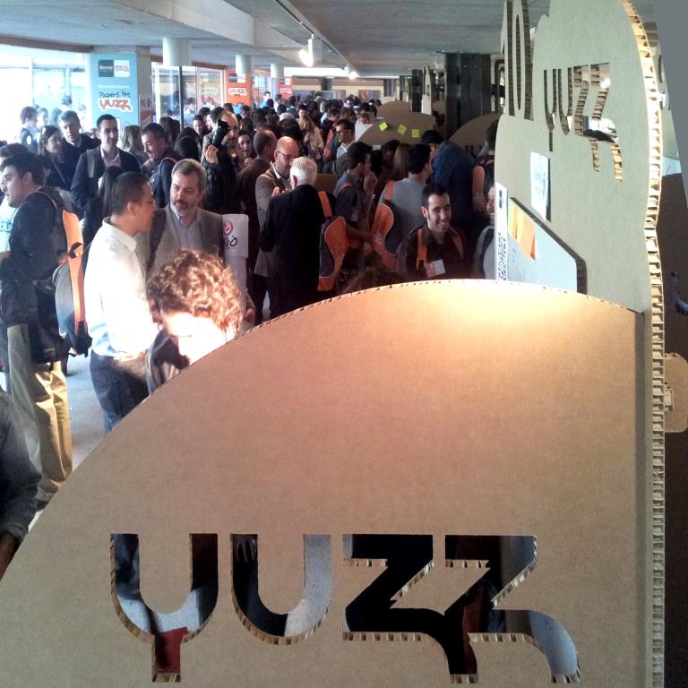 Yuzz_cartonlab_stands-carton-6