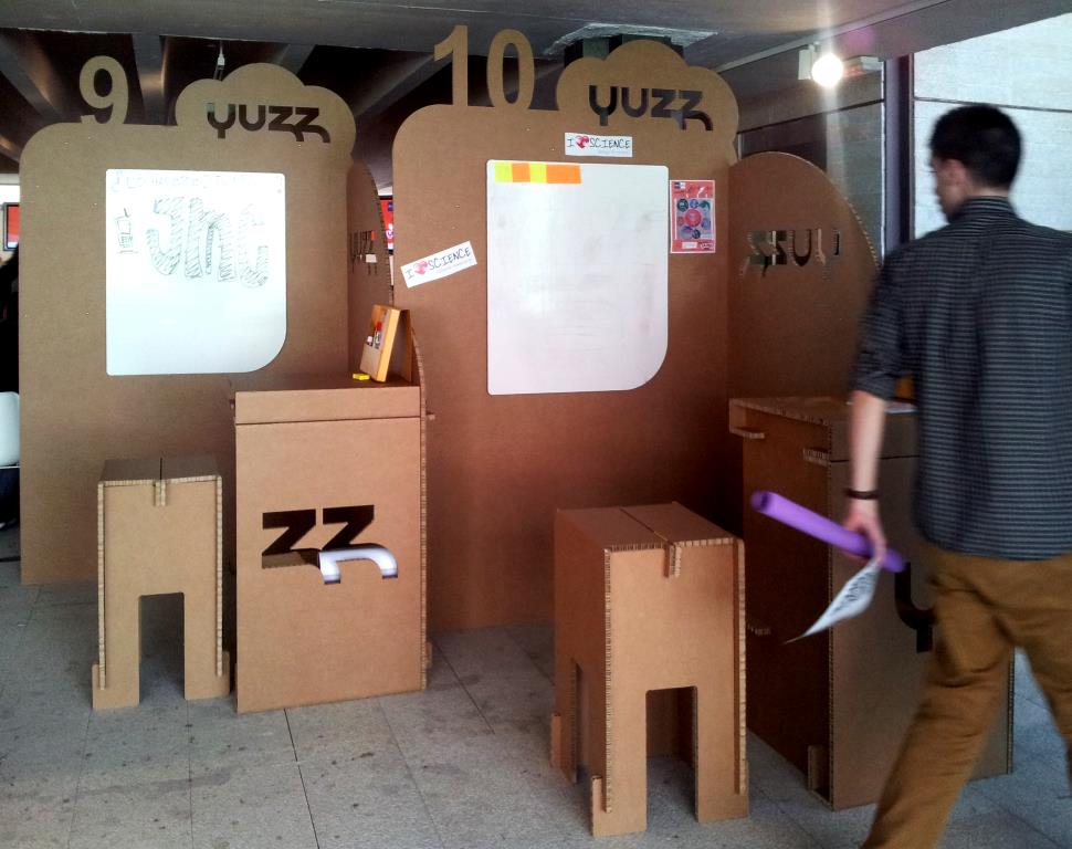 Yuzz_cartonlab_stands-carton-9