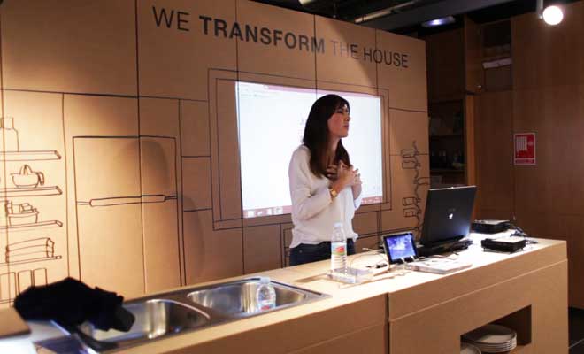 Asus_cartonlab_stand-carton_navidad2013-5