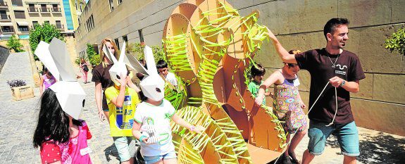 taller-infantil-creatividad-cartonlab-01