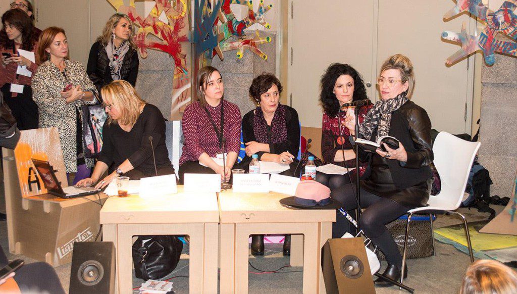 muebles-de-carton-arco-art-madrid-cartonlab (5)