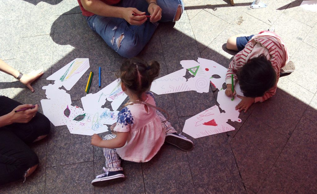 dia-internacional-reciclaje-taller-infantil-cartonlab