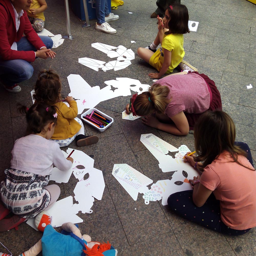 dia-internacional-reciclaje-actividad-infantil-carton-cartonlab