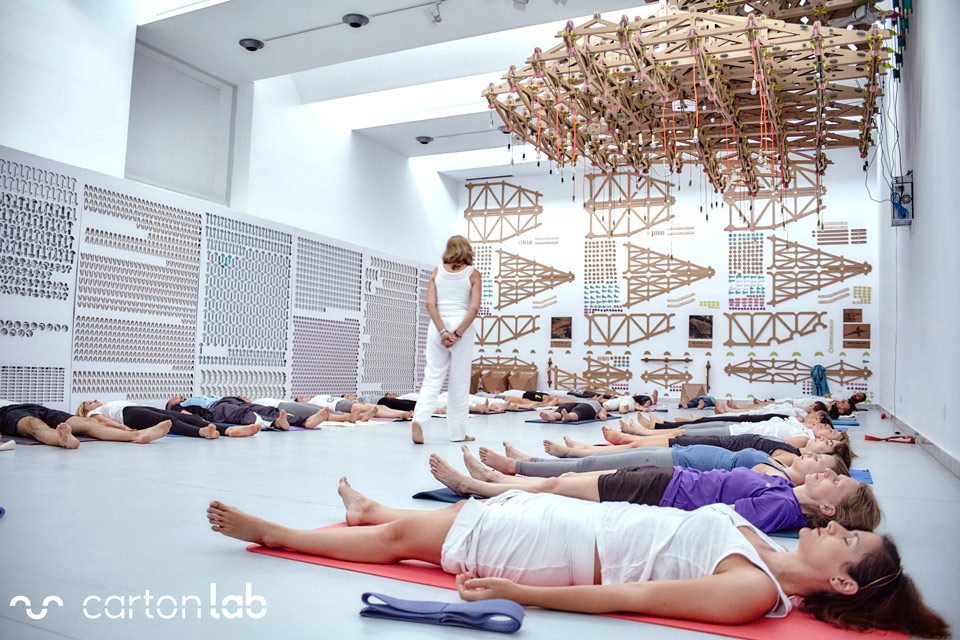 extensible-lamp-cartonlab-cardboard-lampara (6)