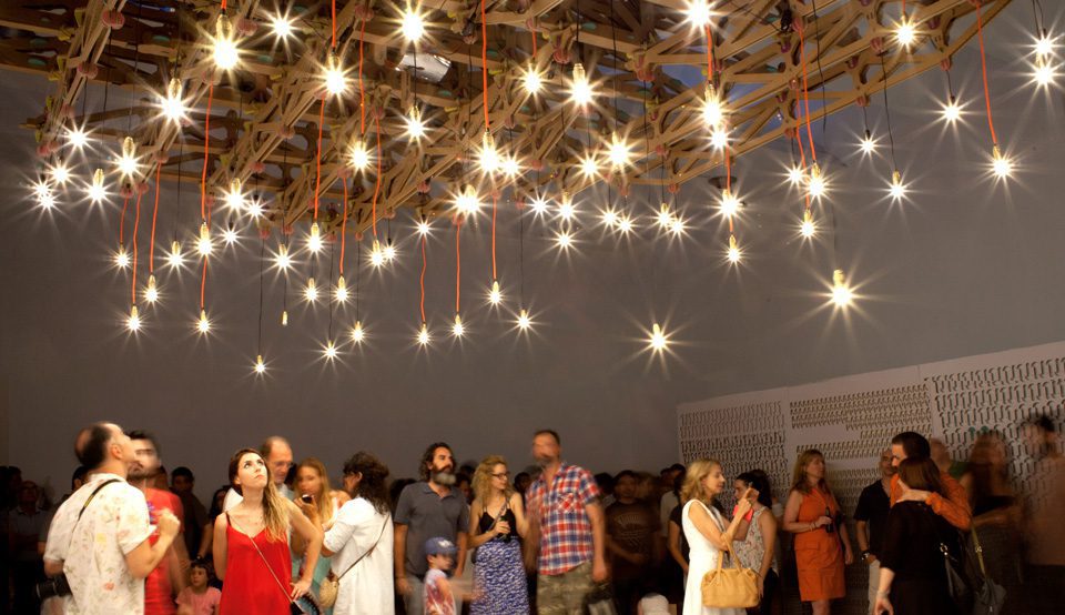 lampara-extensible-cartonlab-puertas-castilla-instalacion-02