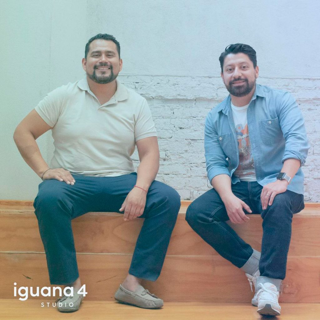 Socios Iguana 4 Studio diseño cartón 