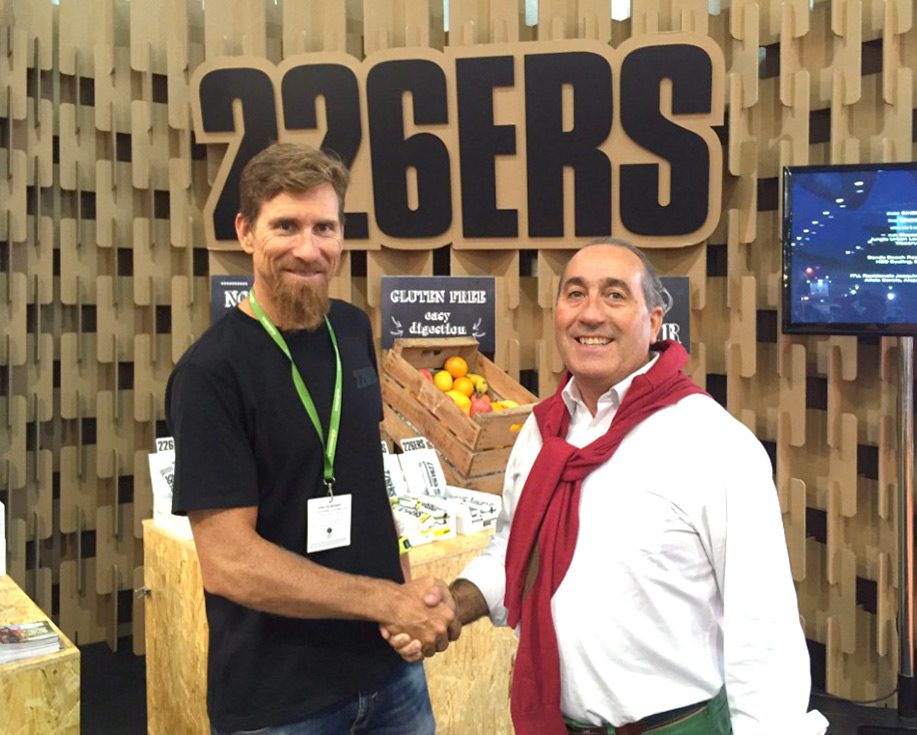 jesus-sanchez-bas-226ers-stand-unibike-cartonlab