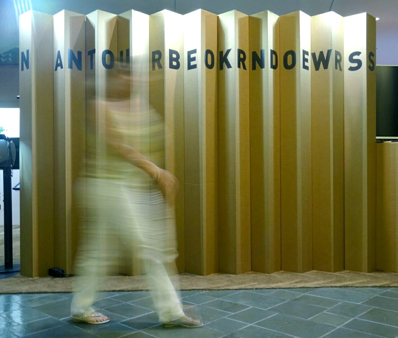 stand-iucn-wallcardboard-stand-russia-cartonlab-06