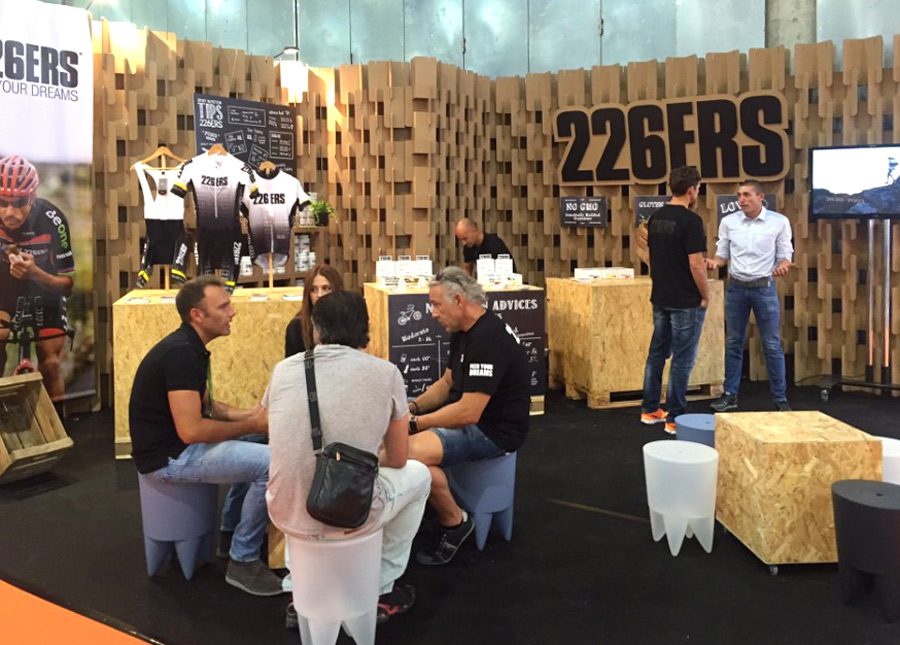 unibike-stand-226ers-carton-feria-bicicleta