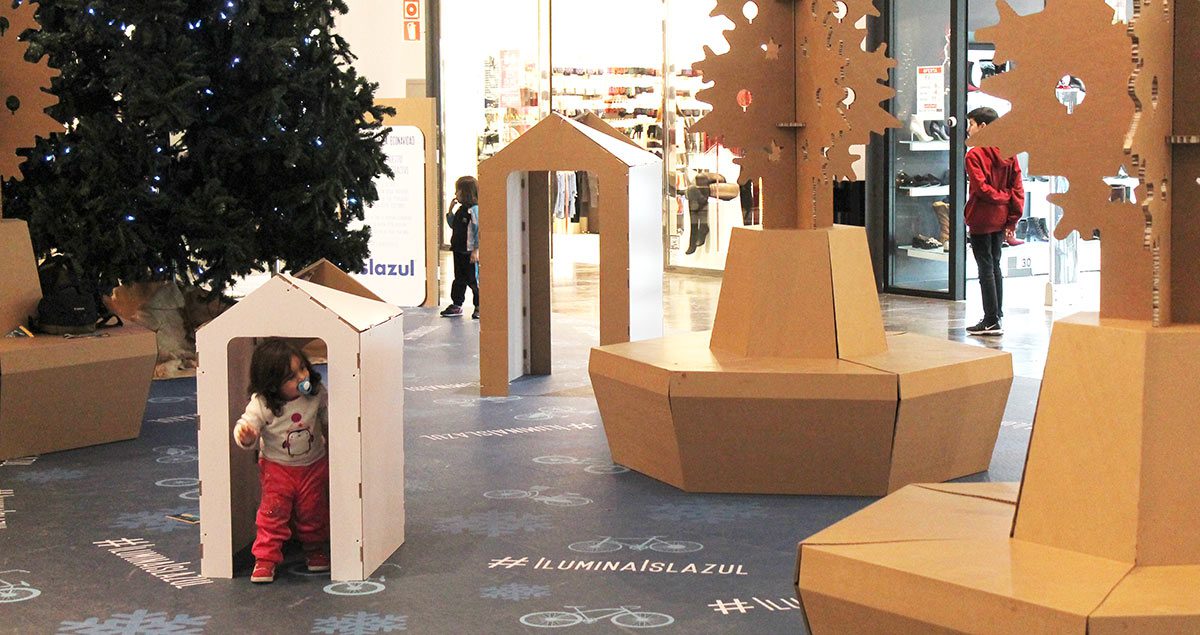 zona infantil centro comercial cartonlab isla azul