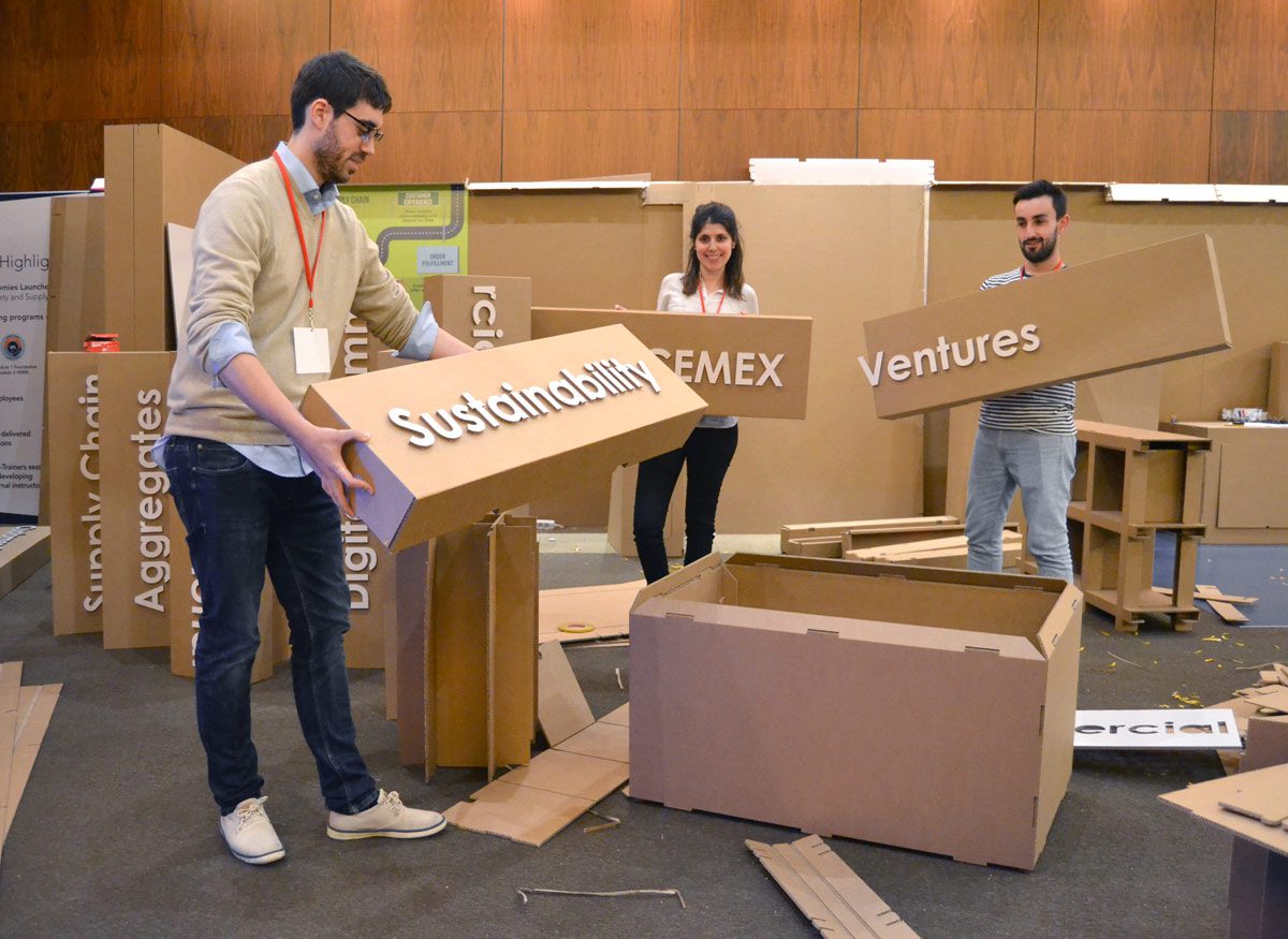 carteles con letras de carton evento