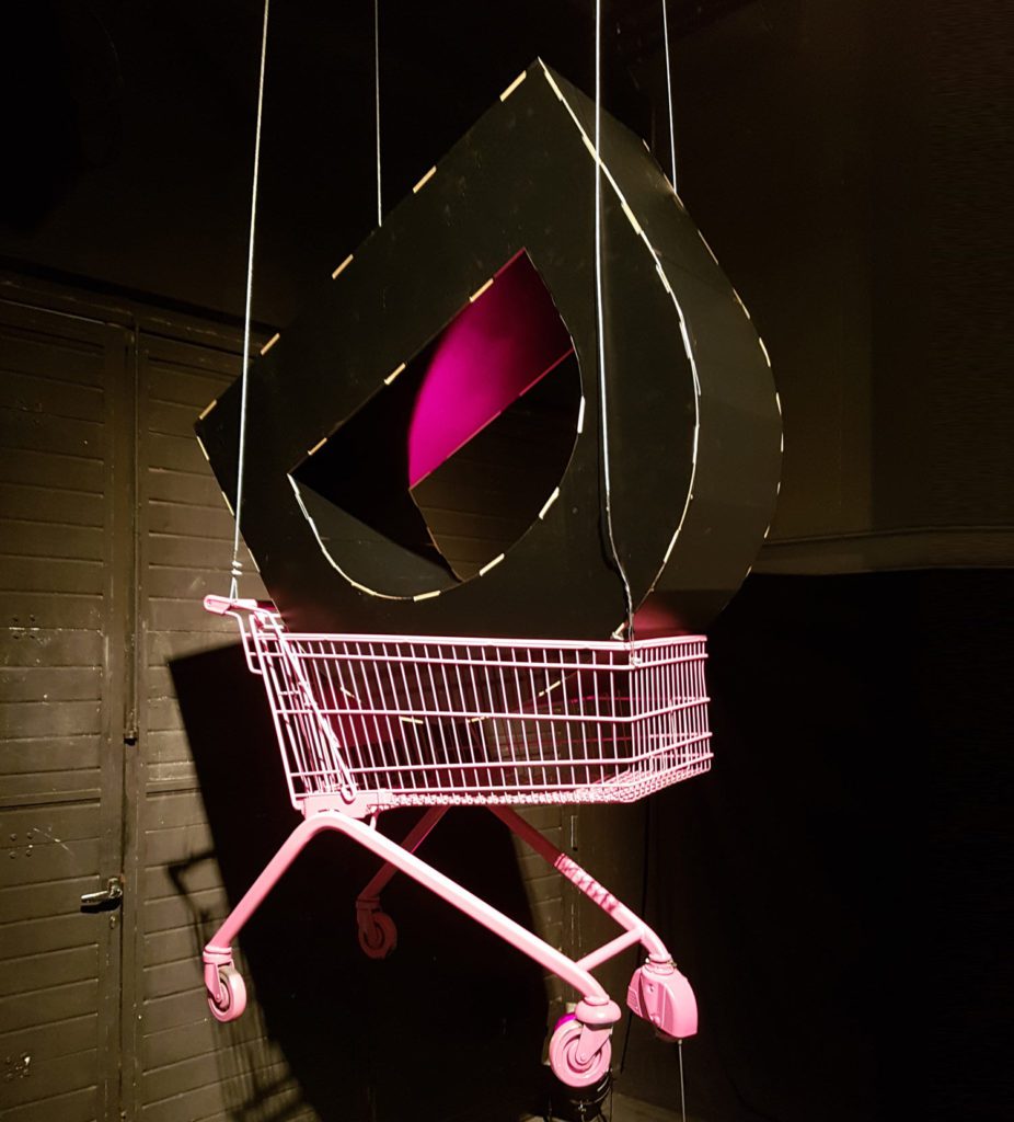 letra d corporeo carton