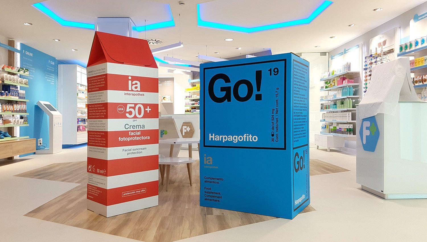 decoración de farmacias packaging farmaceutico escala real interiorismo interapotek producido por Cartonlab.