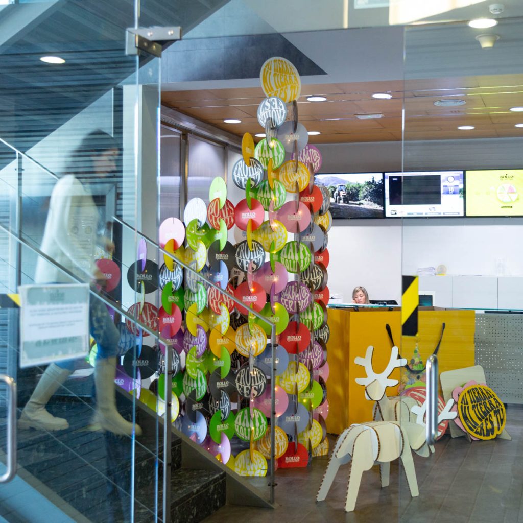 Árbol biombo de Navidad en cartón