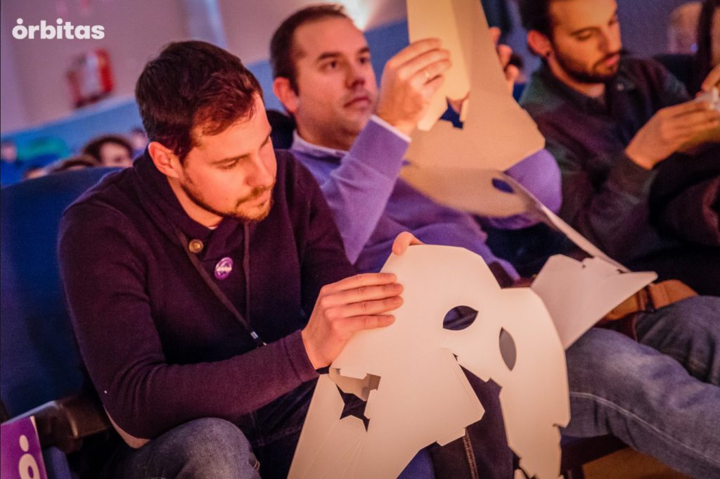 Workshop-taller-diseño-carton-conferencia-ponencia-Jaén