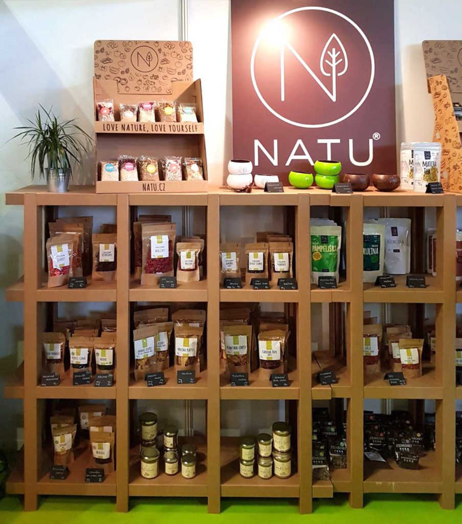 Estantería Ohm de cartón para tienda