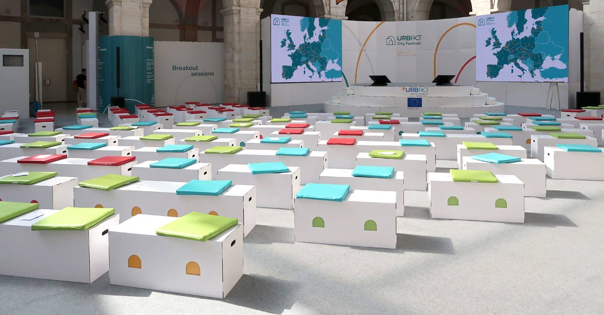 URBACT flexible space cardboard