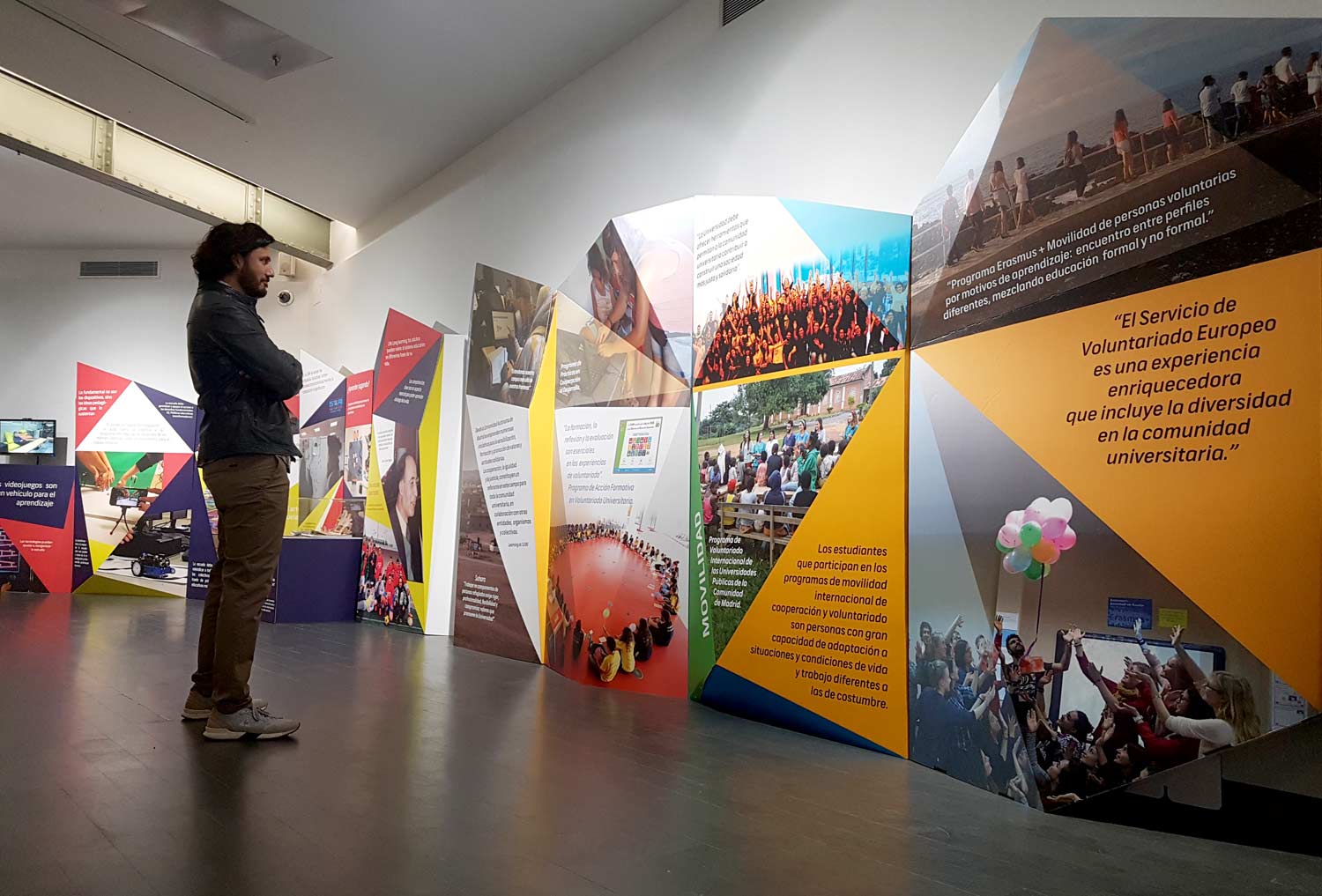 paneles exposicion impresos de carton