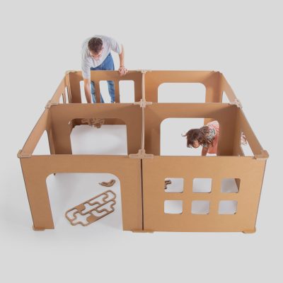 Laberinto para niños en cartón. Acabado kraft. vista general.