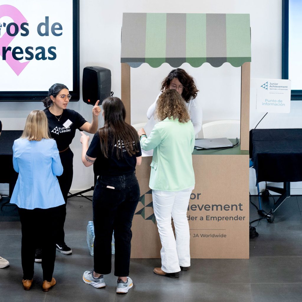 Mostrador Candy para Junior Achievements