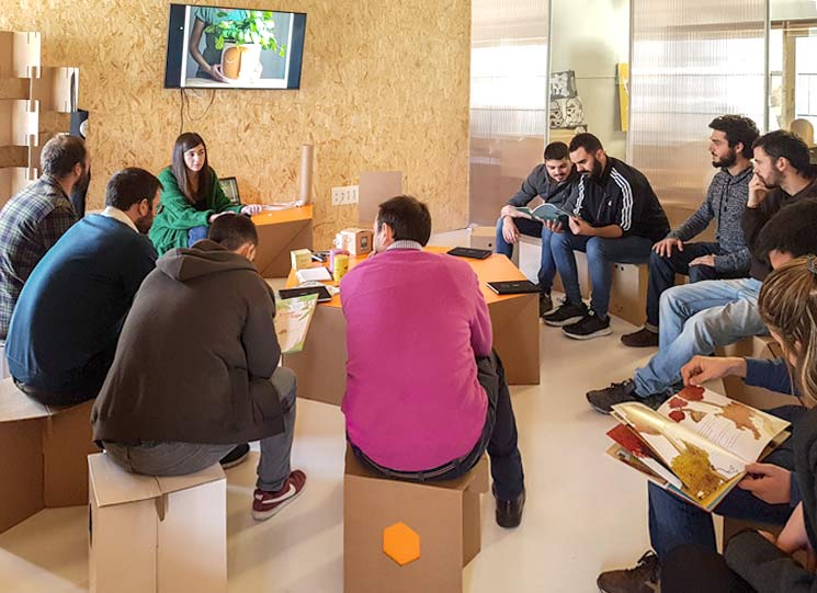 Maria Moya taller Cartonlab conferencia