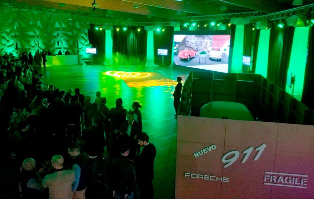 Decoración para eventos de automóviles lista para la presentación