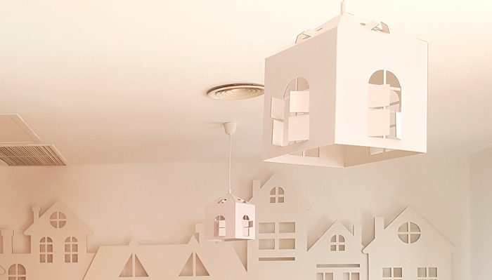 Lámpara troquelada como decoración de restaurantes