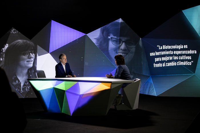 Entrevista taburetes diseño decorado televisión