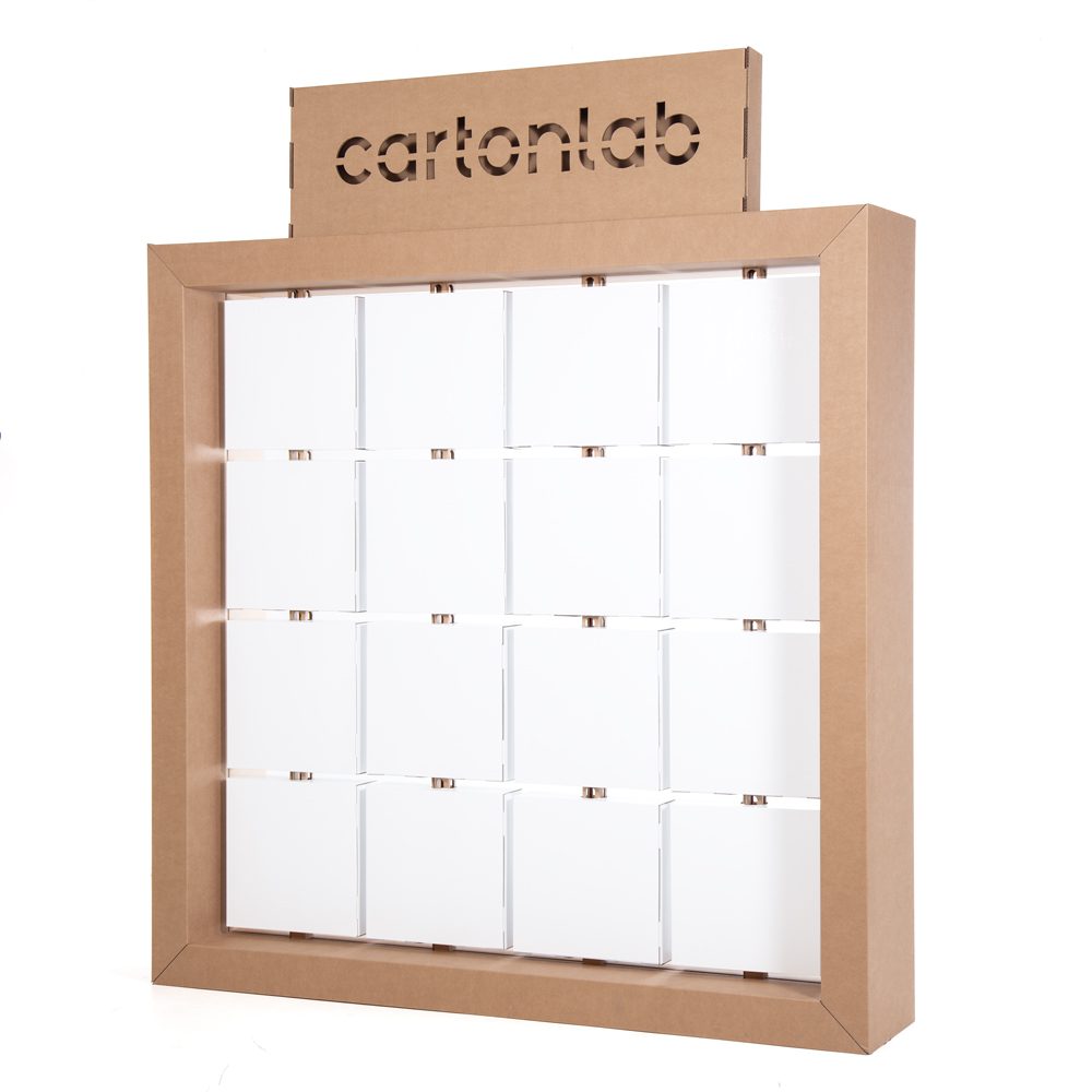 Versión definitiva del panel de módulos giratorios de cartón. 