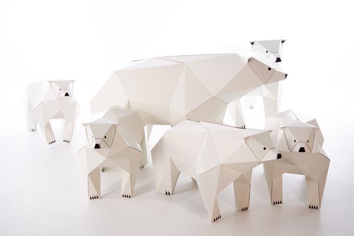 lowpolly polar bear cardboard paper design.