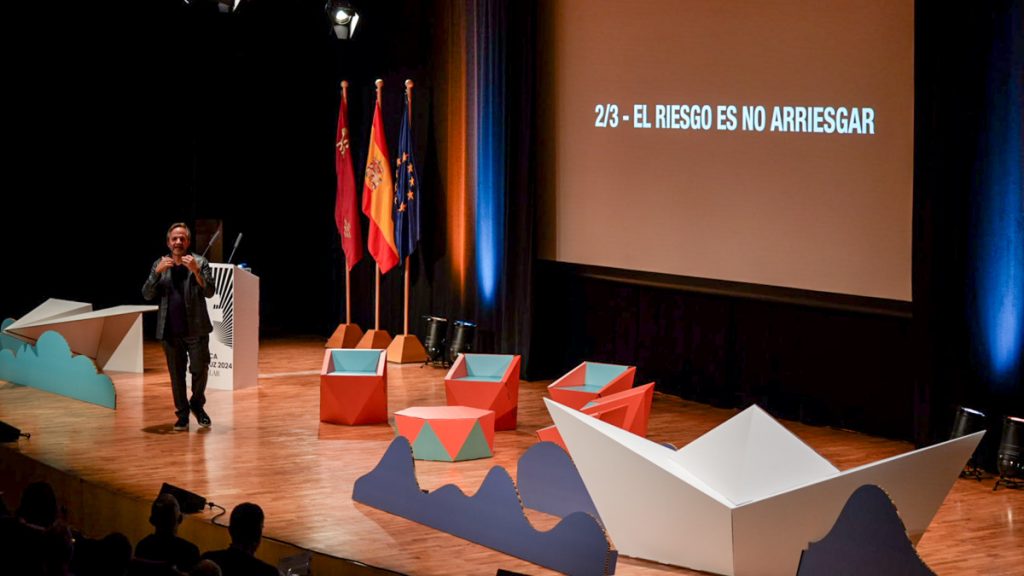 Escenografía para evento de promoción turística