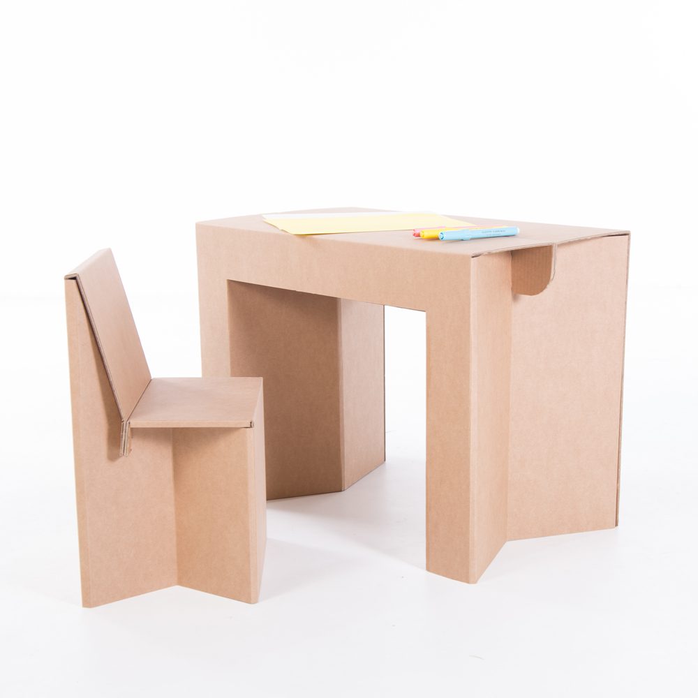 Mesa y silla infantil. Plegables