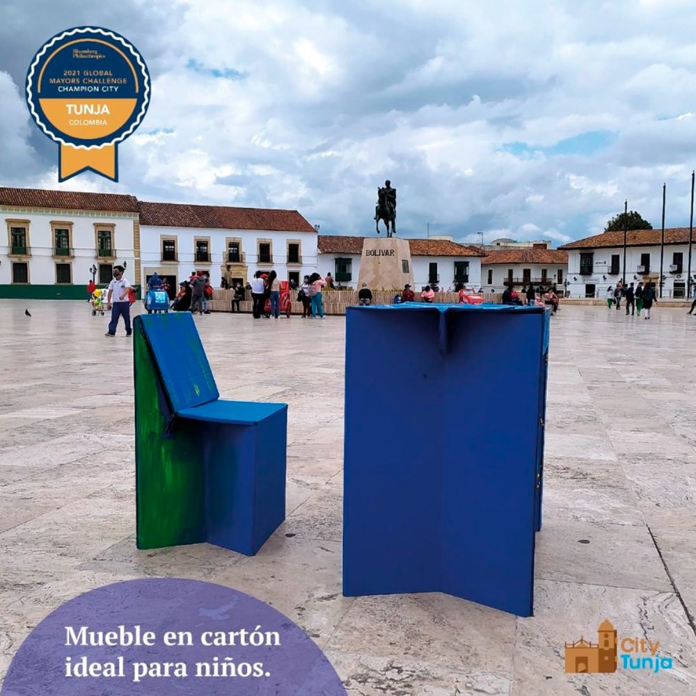 Escritorio de cartón para Global Mayors Challenge Tunja