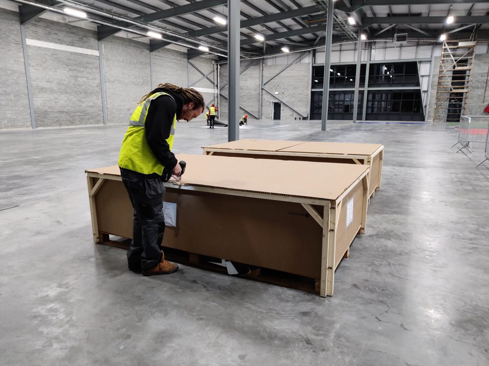 Montaje de stand modular para eventos