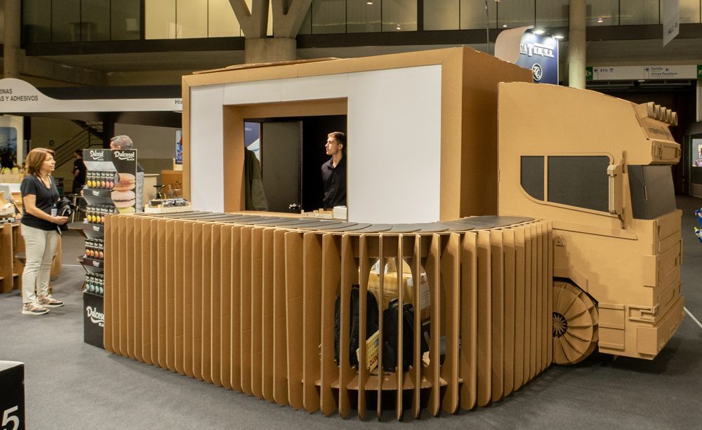 Camión mostrador de atención al público. 