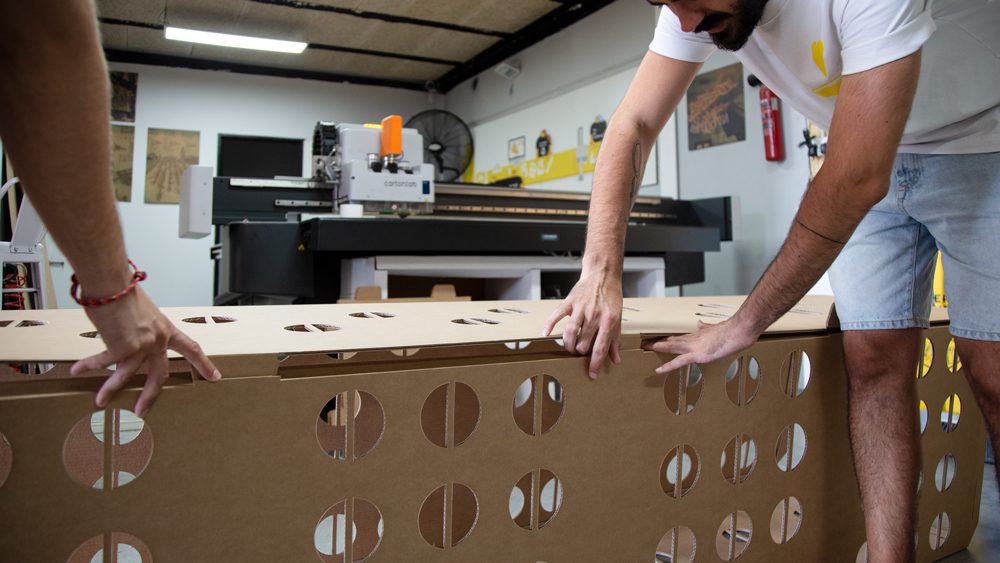 Mesa de corte Kongsberg. Prototipando.