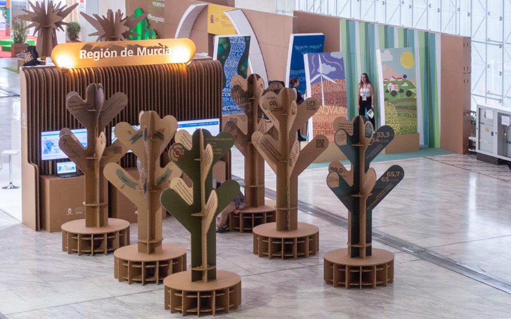 Vista general stands en cartón para CONAMA 22