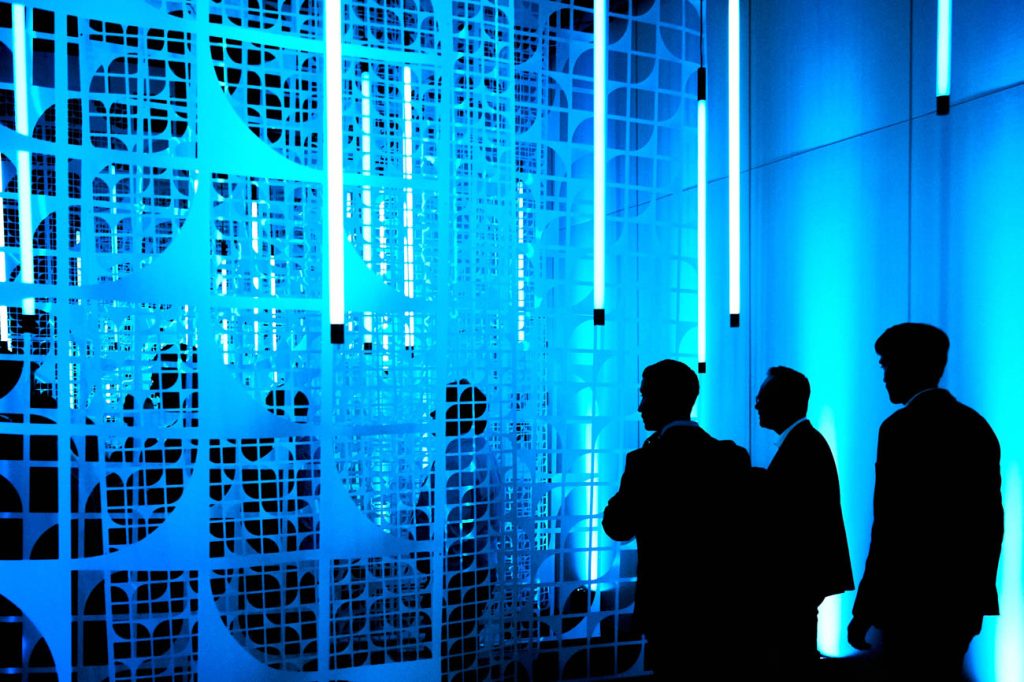 Cortinas para decoración integral de evento corporativo