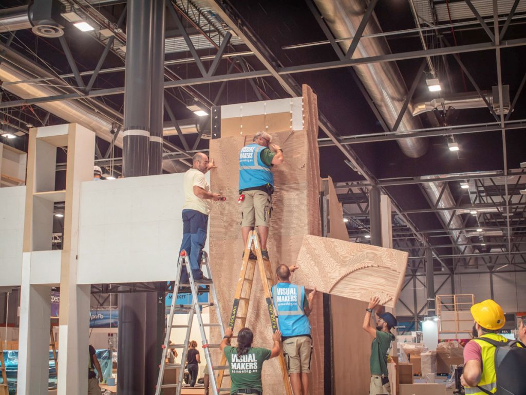 Montaje de diseño de stands en Re-board.