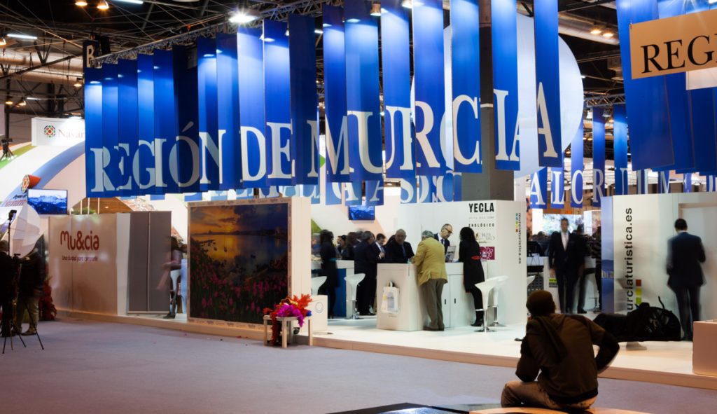 Banderolas de cartón para stand de Murcia