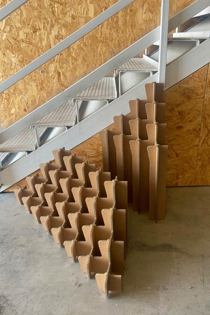 Prototipo de stand modular en cartón